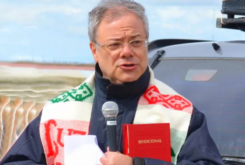 padre-roberto-castello
