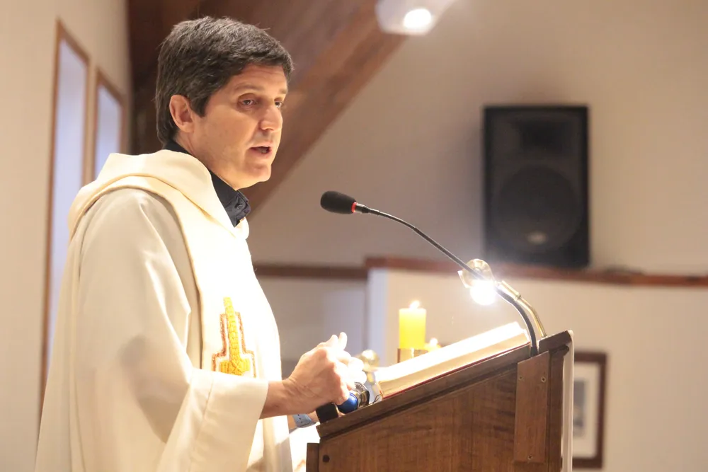 padremoschetta-ambon